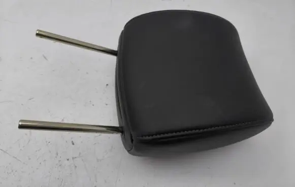 Mazda CX-7 Front seat headrest 