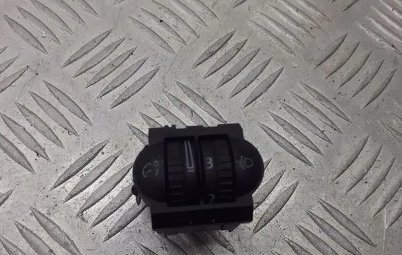 Volkswagen Golf Plus Headlight level height control switch 1K0941333