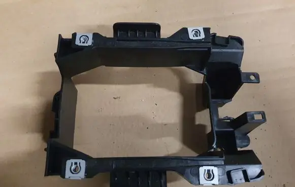 Audi A3 S3 8V Gear shift cable bracket 8V0863531