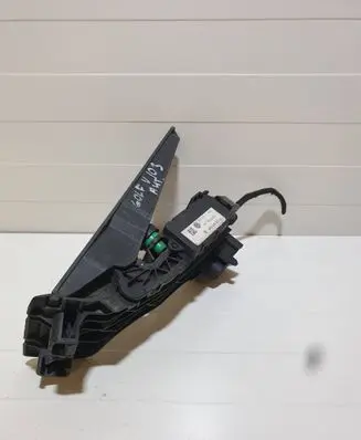 Volkswagen Golf V Accelerator throttle pedal 1K1723503L 6PV00860001