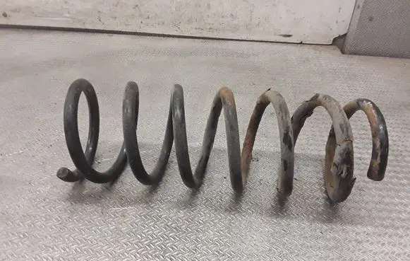 Volvo V70 Rear coil spring 