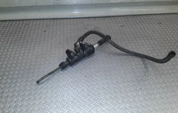 Peugeot 807 Clutch master cylinder 