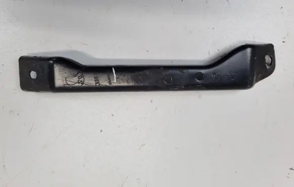 Audi A6 S6 C6 4F Radiator support slam panel bracket 4F0809892