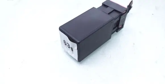 Volkswagen Phaeton Other relay 7038900219 4E0907307 631