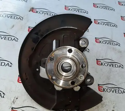 Volvo XC60 Front wheel hub 7G913K170M