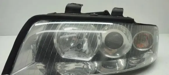 Audi A4 S4 B6 8E 8H Headlight/headlamp