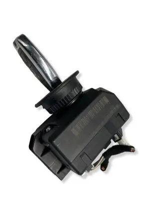 Mercedes-Benz C W204 Ignition lock A2079057101
