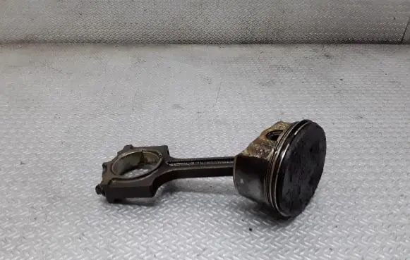 Piston with connecting rod