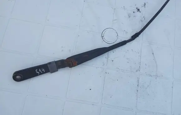 Iveco Daily 3rd gen Windshield/front glass wiper blade 180005697