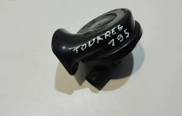 Volkswagen Touareg I Horn signal 6N0951221