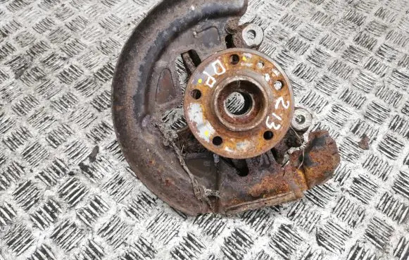 Volvo S80 Front wheel hub