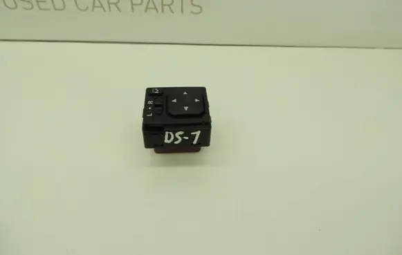 Mitsubishi Outlander Wing mirror switch DS1
