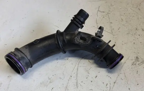Opel Combo E Engine coolant pipe/hose Z12002107