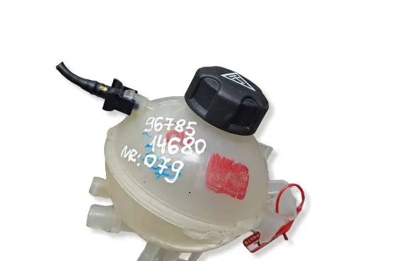 Peugeot 3008 II Coolant expansion tank/reservoir S26309079 9678514680
