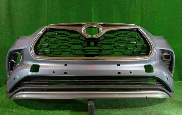 Toyota Highlander XU70 Front bumper