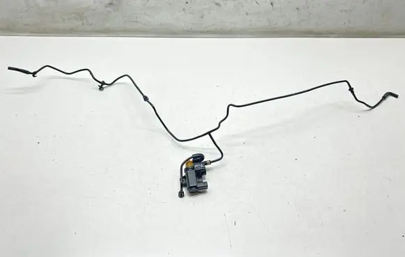 Porsche Macan (95B) Vacuum valve 70463800 18T009