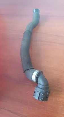 BMW 1 E81 E87 Engine coolant pipe/hose 6928591
