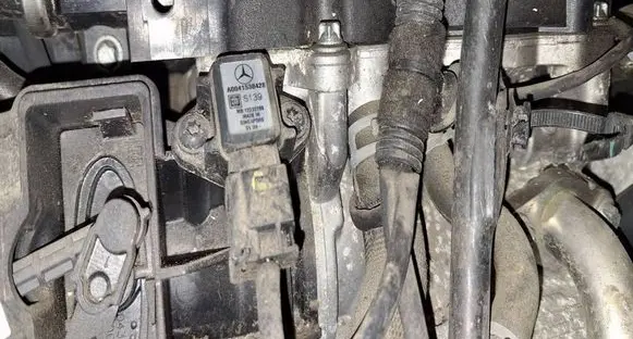 Mercedes-Benz A W169 Air pressure sensor A0041538428
