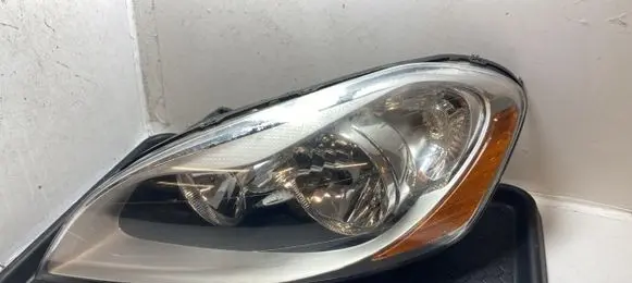 Volvo XC60 Headlight/headlamp 31395466 89907446