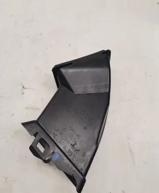 BMW 7 G11 G12 Other engine bay part 7357247