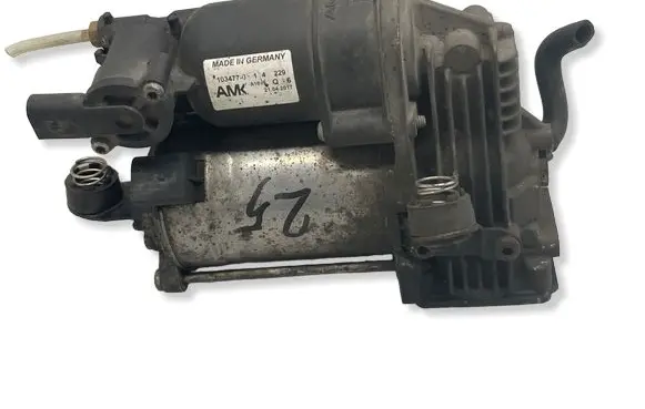Mercedes-Benz R W251 Air suspension compressor/pump A2513202704