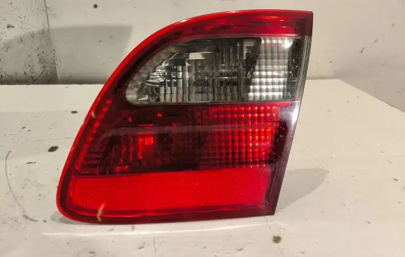 Mercedes-Benz E W211 Tailgate rear/tail lights A2118200777 379541