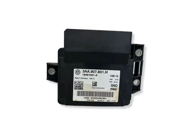 Audi Q3 8U Hand brake control module 3AA907801H