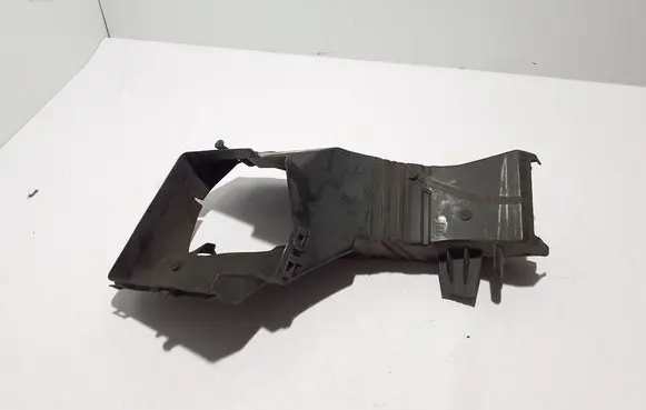 Citroen C5 Aircross Intercooler air guide/duct channel 9813645080