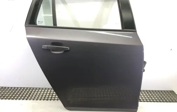 Chevrolet Cruze II Rear door