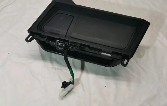 Lexus RX 450H Loading door lock 76080790