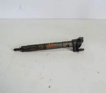 Audi A6 S6 C6 4F Fuel injector 059130277S