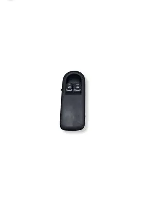 Renault Clio III Electric window control switch 8200356523 0273N
