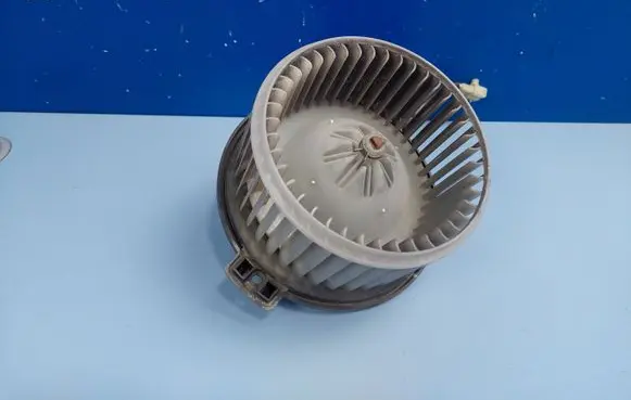 Suzuki Grand Vitara I Heater fan/blower 1940001400