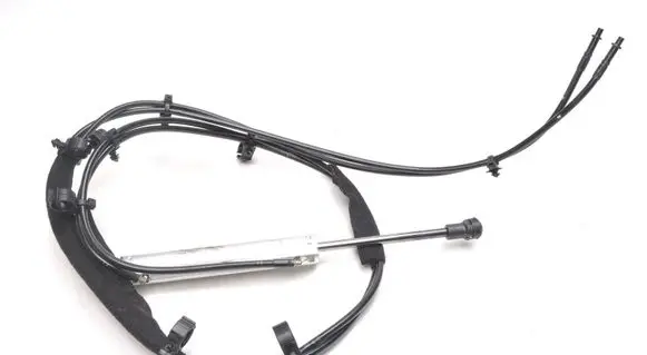 Volvo XC70 Tailgate strut 2347-030-A