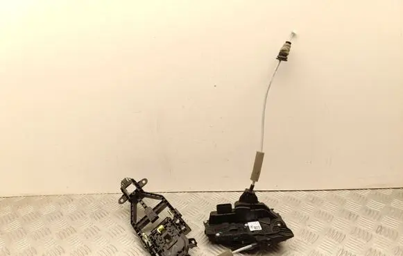 Volvo EX30 Rear door lock 8891957833