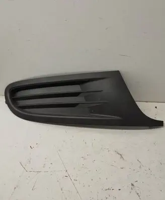 Volkswagen Golf VI Front bumper lower grill 5K0853666A