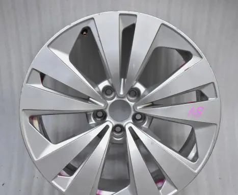Audi Q8 R19 alloy rim 