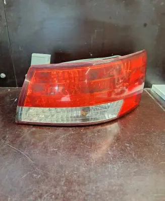 Hyundai Sonata Rear/tail lights 924023K0