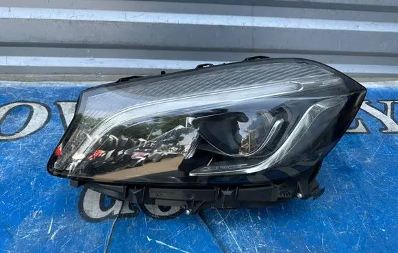 Mercedes-Benz A W176 Headlight/headlamp A1769068900