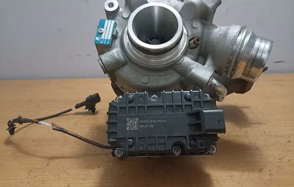 SsangYong Rexton Turbo A6720900780 53039402971