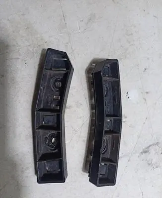 Jeep Cherokee Front bumper mounting bracket