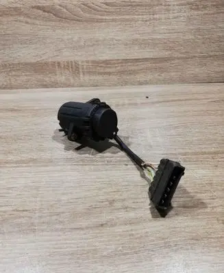 Audi A6 S6 C4 4A Accelerator throttle pedal 0205001013