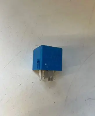 Mercedes-Benz A W168 Other relay 0025422519 V23134B52X321