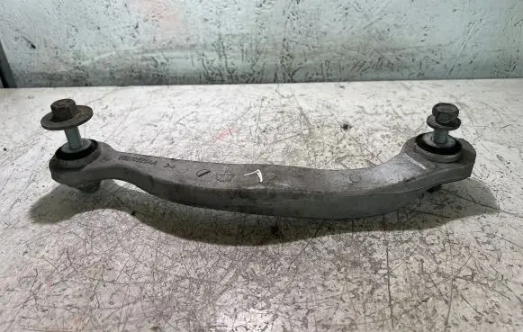 Dodge Challenger Rear upper control arm/wishbone 68210525AA