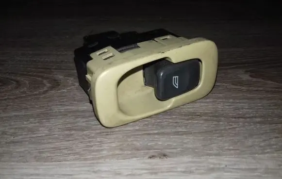 Volvo S80 Electric window control switch 9479903
