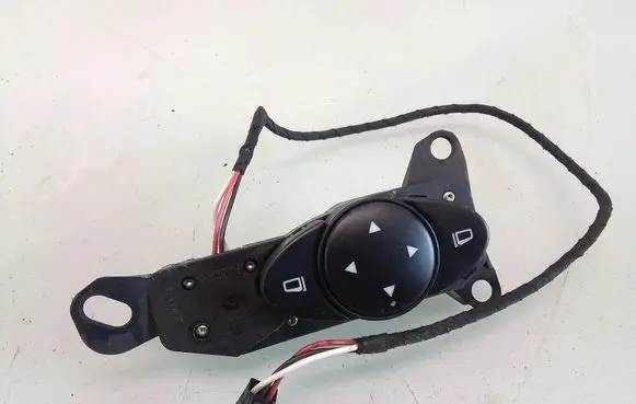 Mercedes-Benz E W211 Wing mirror switch 2118202110