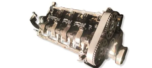 Volkswagen PASSAT B6 Engine head 03G103373A