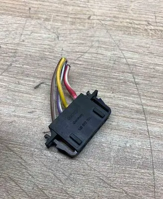 Audi A4 S4 B6 8E 8H Plug wire 1J0972754