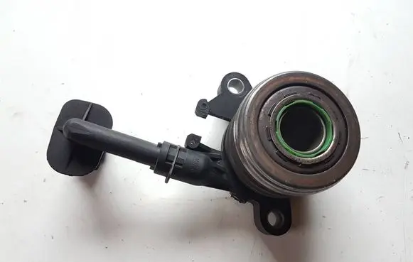 Nissan Juke I F15 Clutch release bearing slave cylinder 3062000Q0E