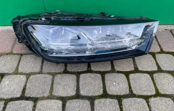 Headlight/headlamp